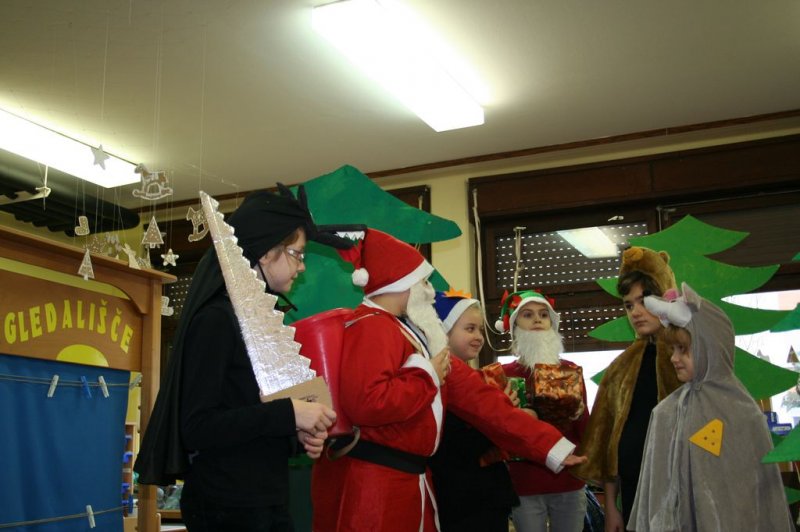 Navihanci v veselem decembru