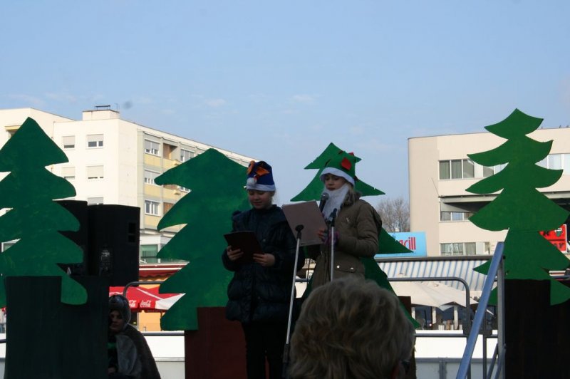 Navihanci v veselem decembru