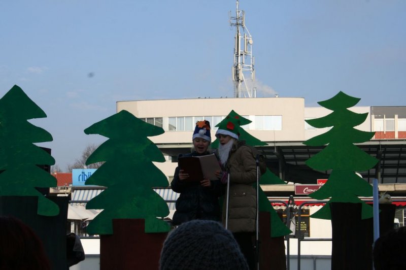 Navihanci v veselem decembru