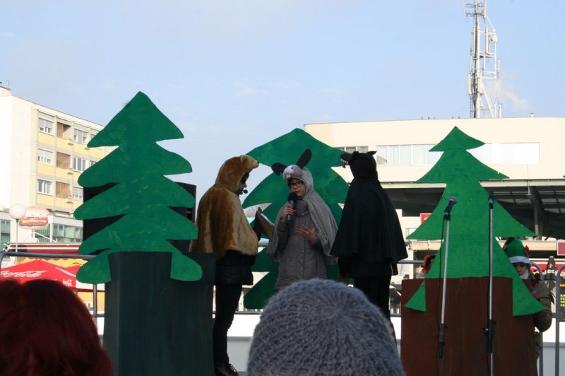 Navihanci v veselem decembru