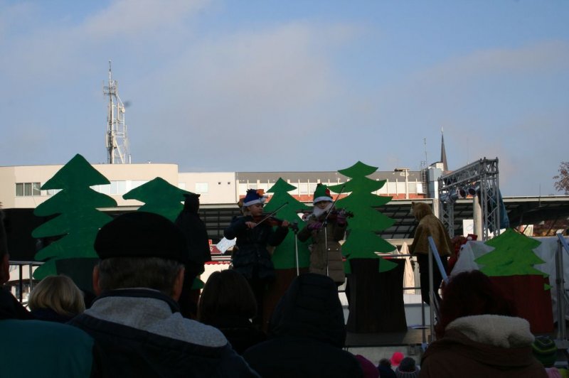 Navihanci v veselem decembru