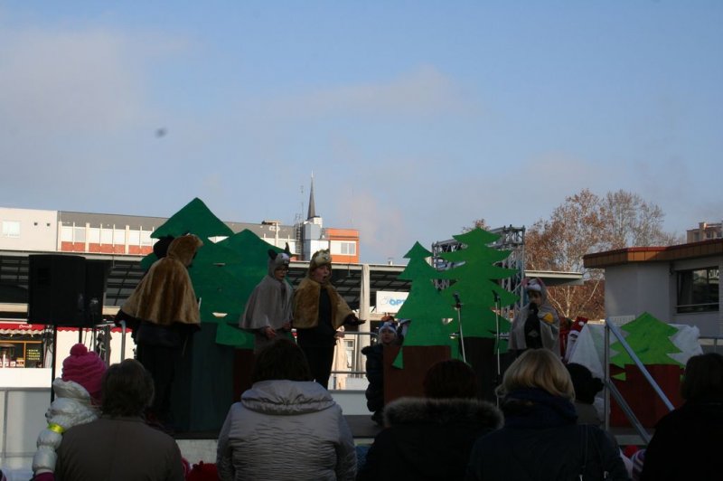 Navihanci v veselem decembru