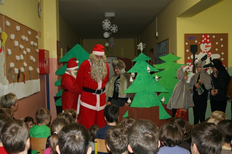 Navihanci v veselem decembru