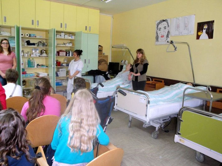 Obiskali smo Srednjo zdravstveno šolo