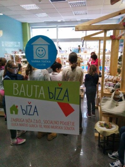 Pekli smo ocvirkove pogače