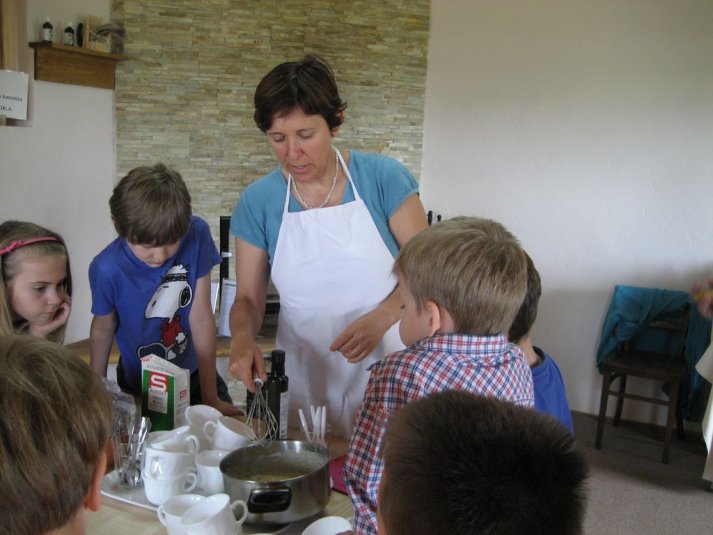 XII. Ekološko raziskovalni tabor Polžek