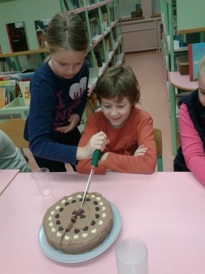 Pravljica nas povezuje