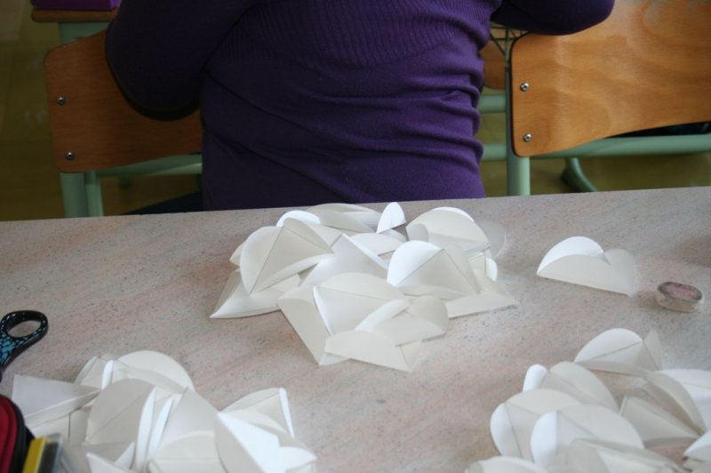 Prednovoletna okrasitev šole