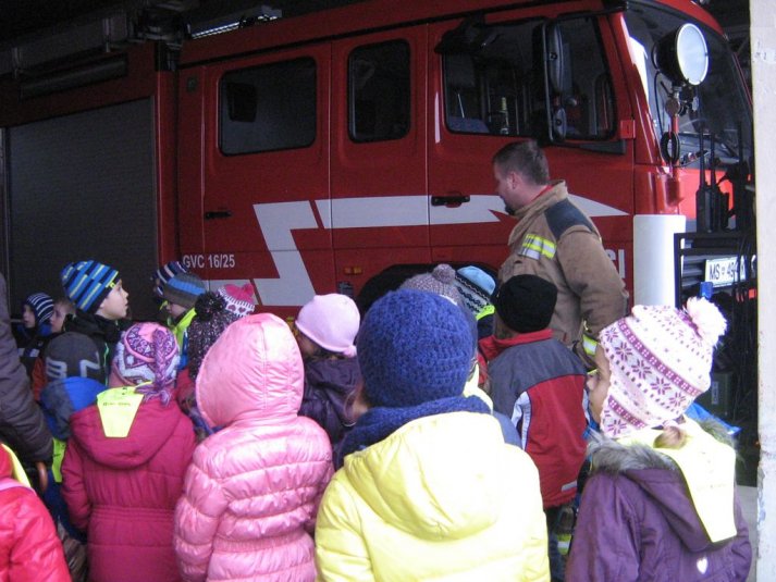 Prvošolčki na obisku RECO MS