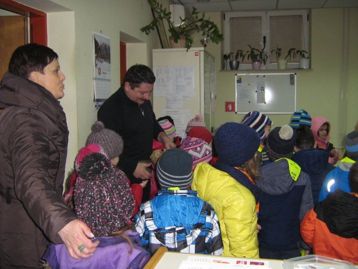 Prvošolčki na obisku RECO MS