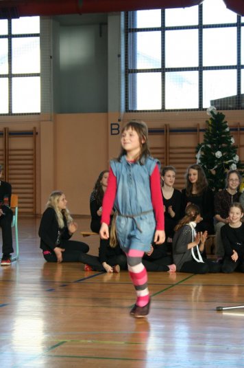 Šolska prireditev v počastitev praznikov