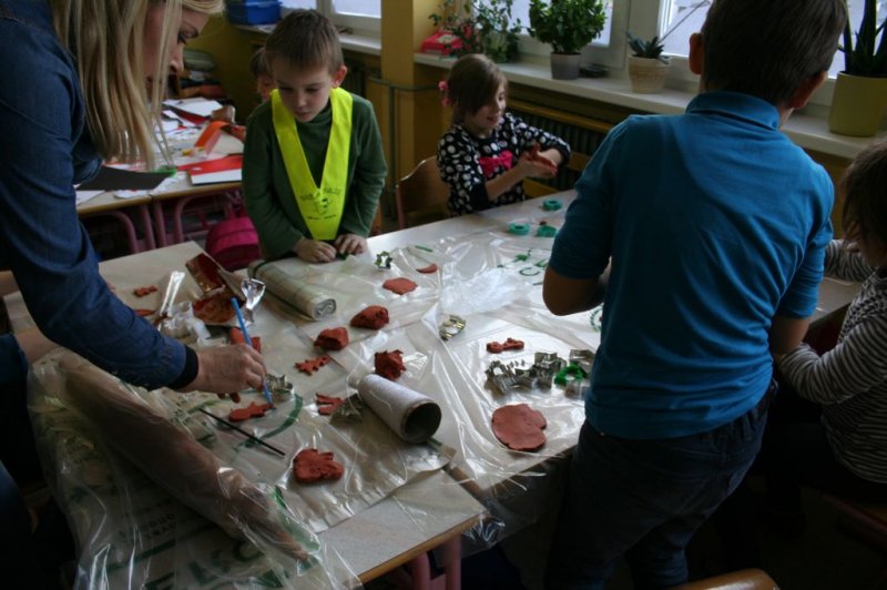 TD - Novoletna okrasitev šole