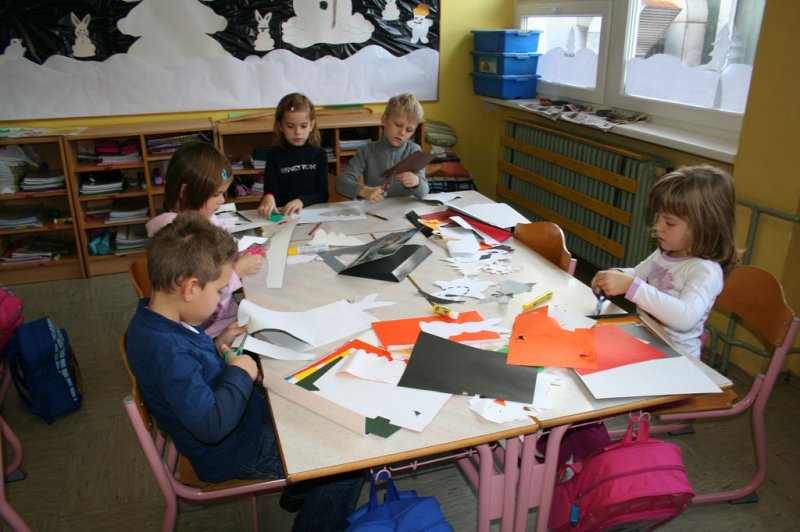 TD - Novoletna okrasitev šole