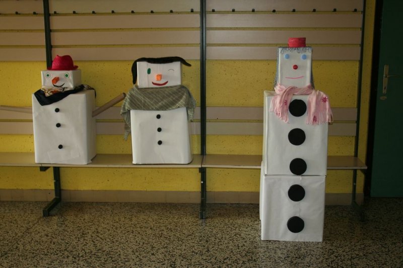 TD - Novoletna okrasitev šole