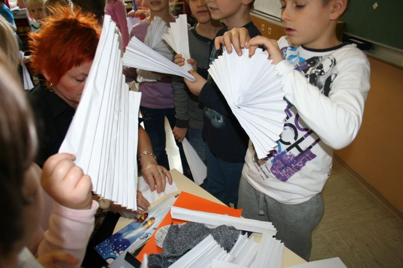 TD - Novoletna okrasitev šole