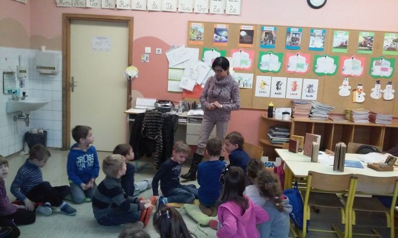 Valova babica na obisku v 1.a