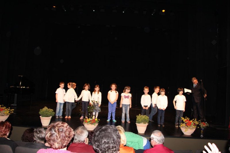 Medgeneracijsko glasbeno – plesni pozdrav pomladi