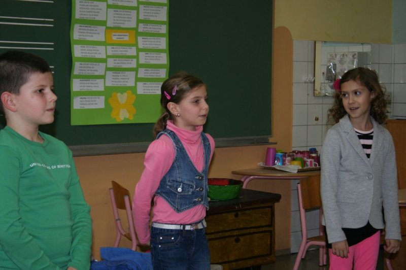 Materinski dan v 2.b