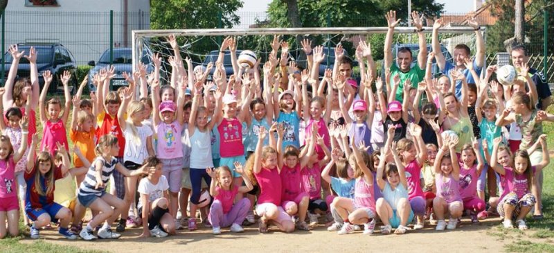 Nogometni trening za deklice razredne stopnje