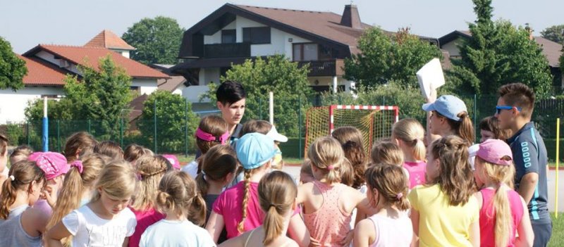 Nogometni trening za deklice razredne stopnje