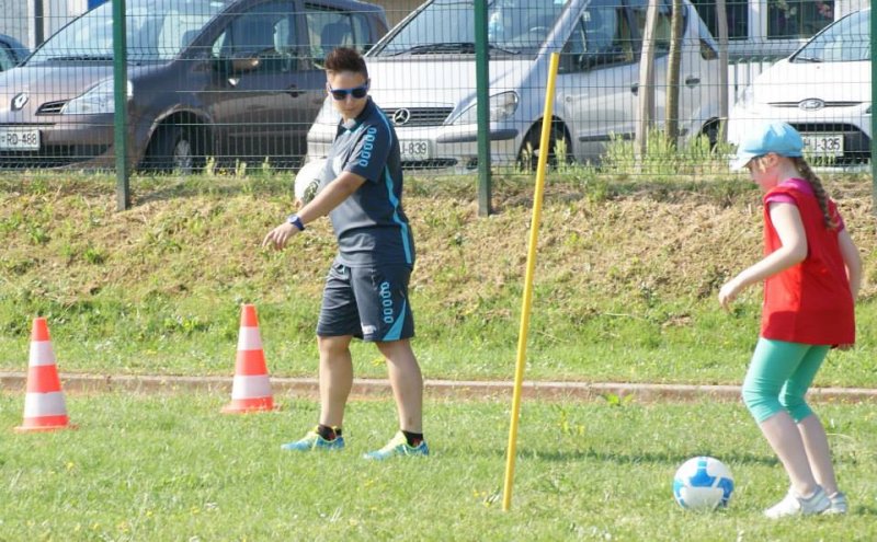 Nogometni trening za deklice razredne stopnje