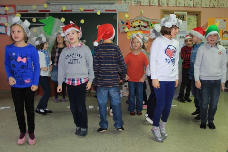 Fotoutrinki razredne proslave pred novoletnimi prazniki