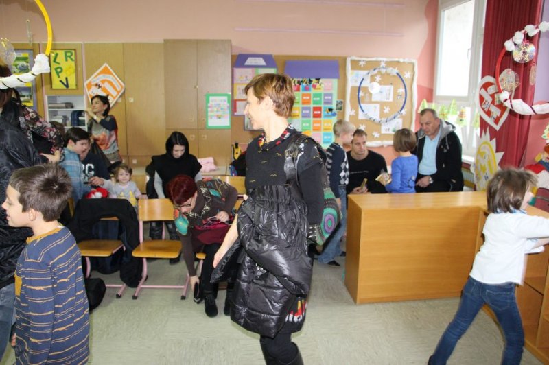 Fotoutrinki razredne proslave pred novoletnimi prazniki