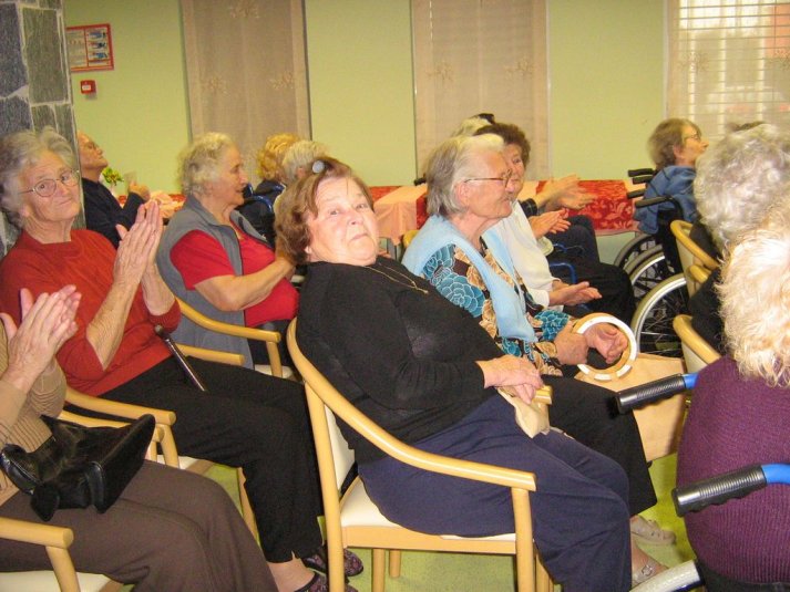 Obiskali smo starejše v Centru starejših