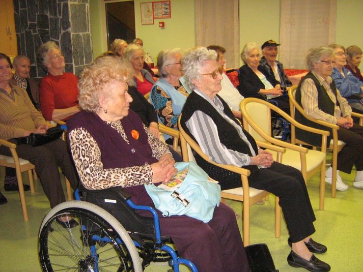 Obiskali smo starejše v Centru starejših