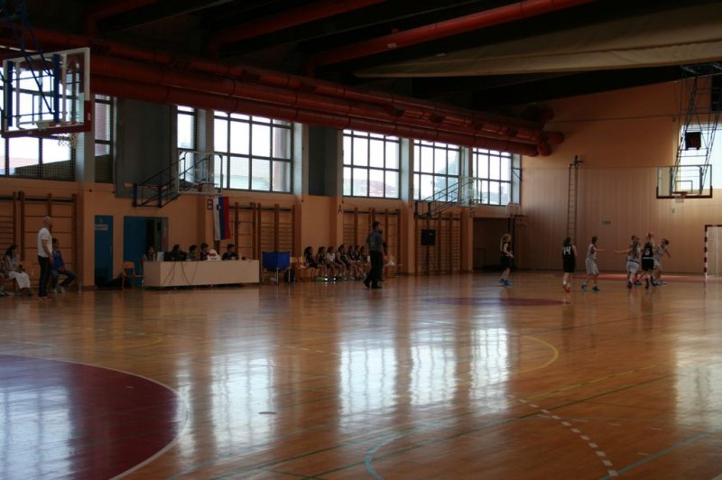 Polfinale DP v košarki