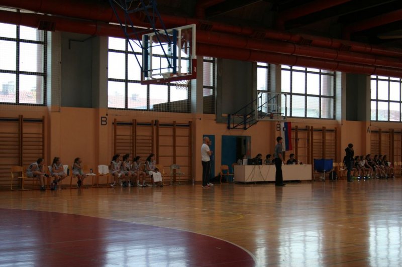 Polfinale DP v košarki