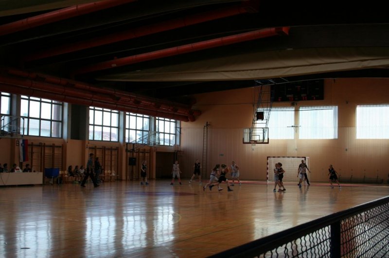 Polfinale DP v košarki