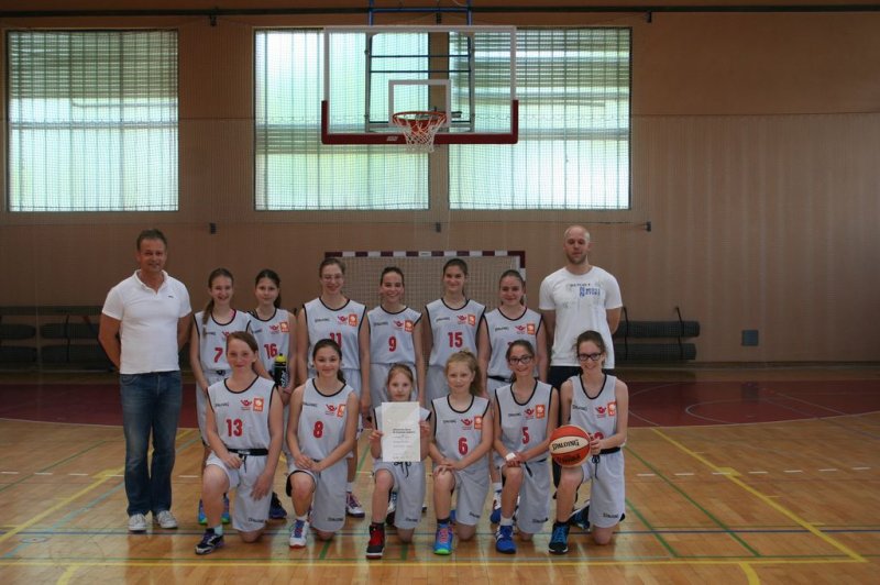 Polfinale DP v košarki