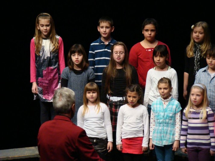 Območna revija otroških in mladinskih pevskih zborov