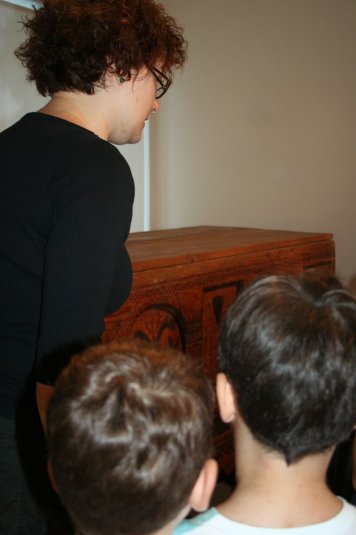 Pokukali smo v stare skrinje