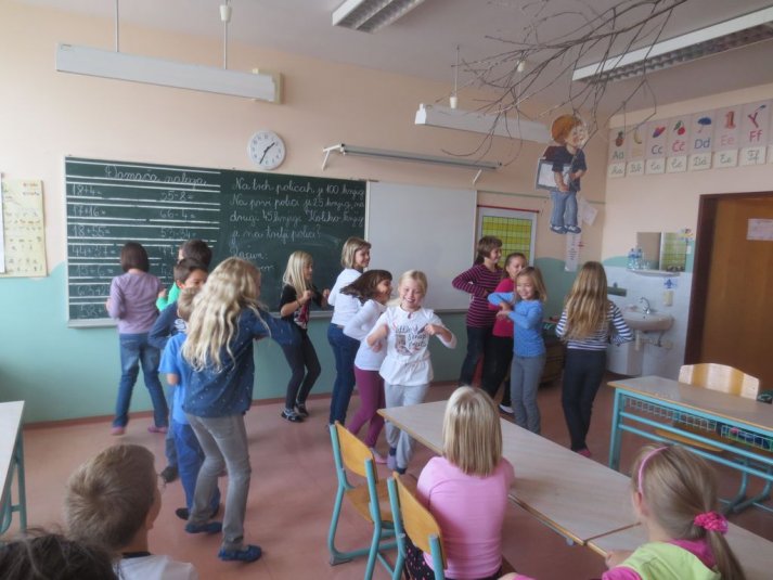 Pozdrav jeseni in teden otroka v oddelkih podaljšanega bivanja