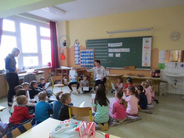 Počitniške ustvarjalnice – »Igrajmo se zgodbo«