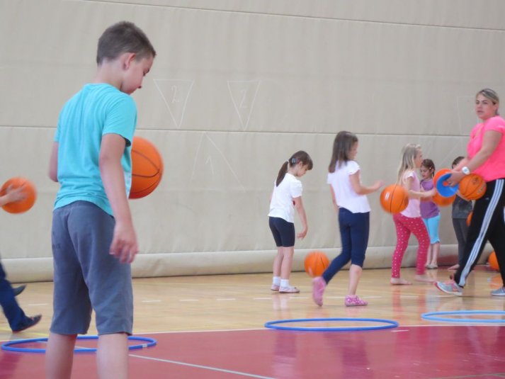 Počitniške ustvarjalnice – »Igrajmo se zgodbo«