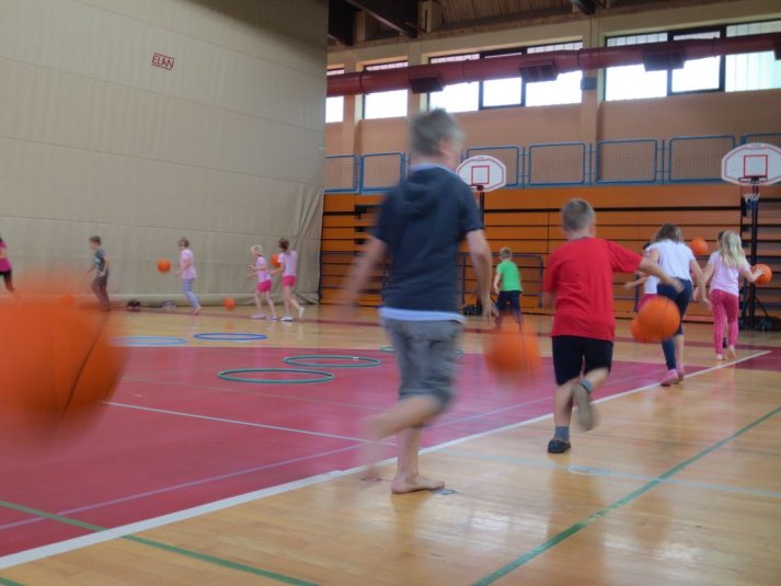 Počitniške ustvarjalnice – »Igrajmo se zgodbo«