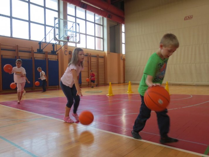 Počitniške ustvarjalnice – »Igrajmo se zgodbo«