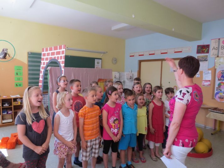 Počitniške ustvarjalnice – »Igrajmo se zgodbo«