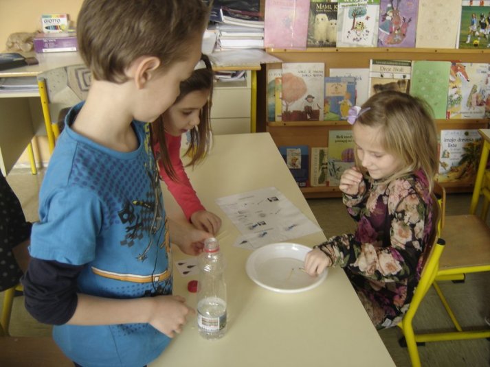 Poskusi z vodo v podaljšanem bivanju