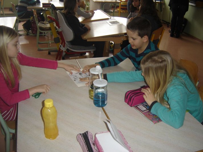 Poskusi z vodo v podaljšanem bivanju