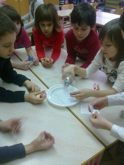 Poskusi z vodo v podaljšanem bivanju