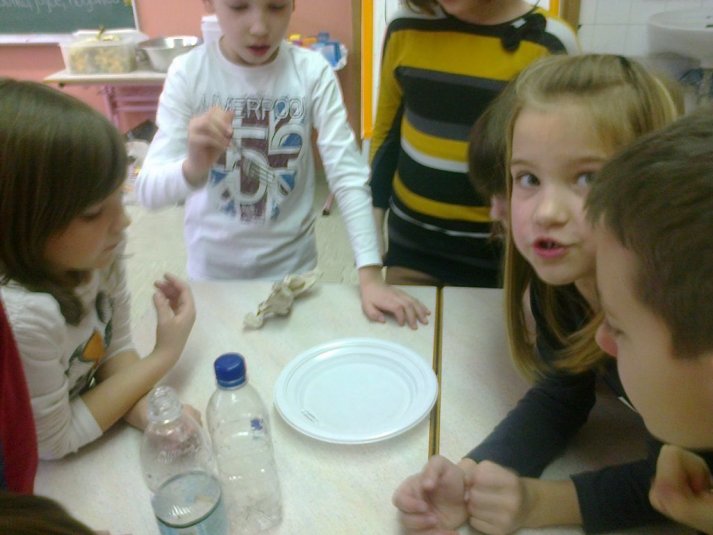 Poskusi z vodo v podaljšanem bivanju