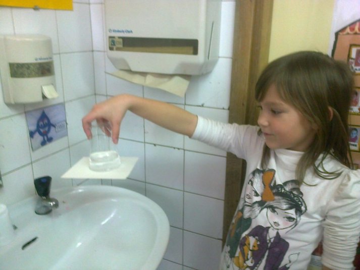 Poskusi z vodo v podaljšanem bivanju