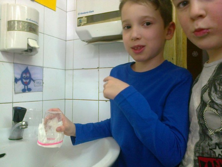 Poskusi z vodo v podaljšanem bivanju