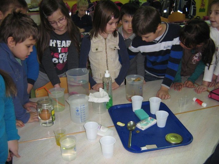 Poskusi z vodo v podaljšanem bivanju