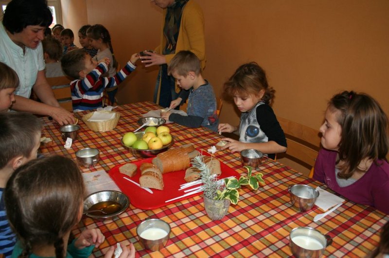 Tradicionalni slovenski zajtrk 2014