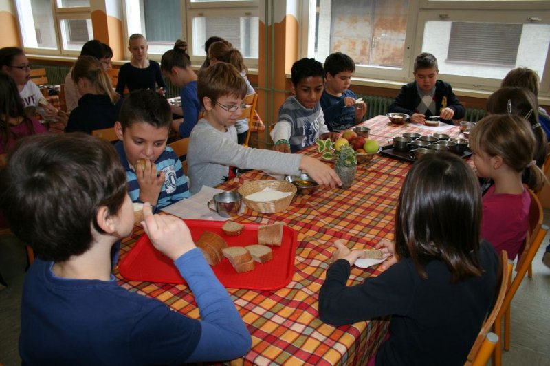 Tradicionalni slovenski zajtrk 2014